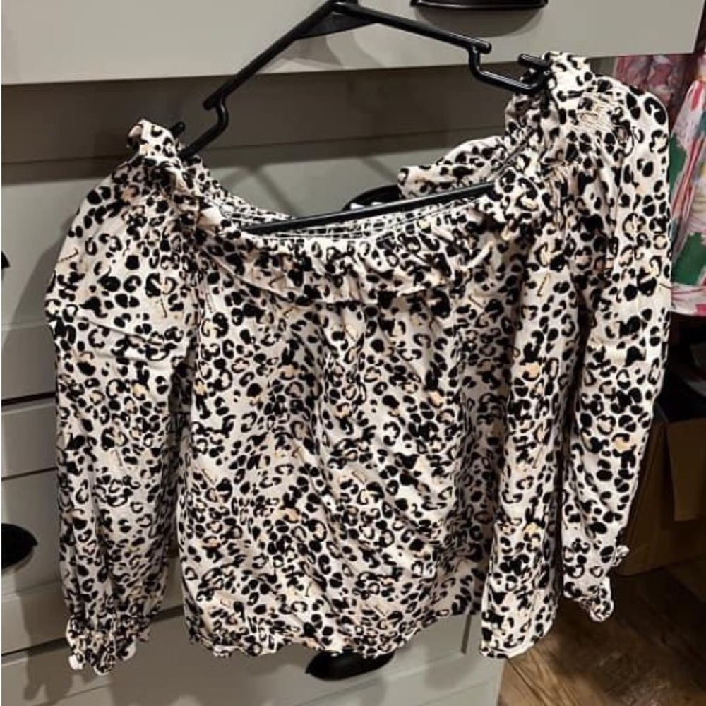 THML cheetah print top